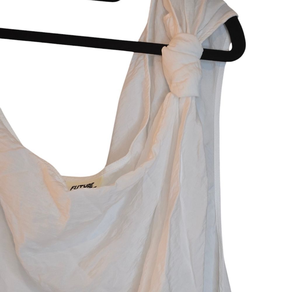 Future Collective - Target NEW Women's Plus Size 4X One Shoulder Knot Top White - Picture 3 of 13